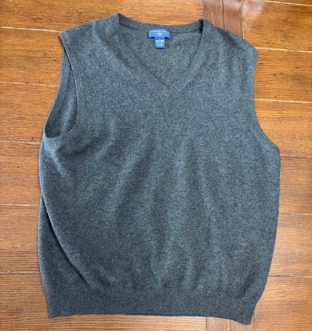Joseph & Lyman Men's 100% Cashmere V-Neck Sweater Vest Charcoal Gray Size Large
